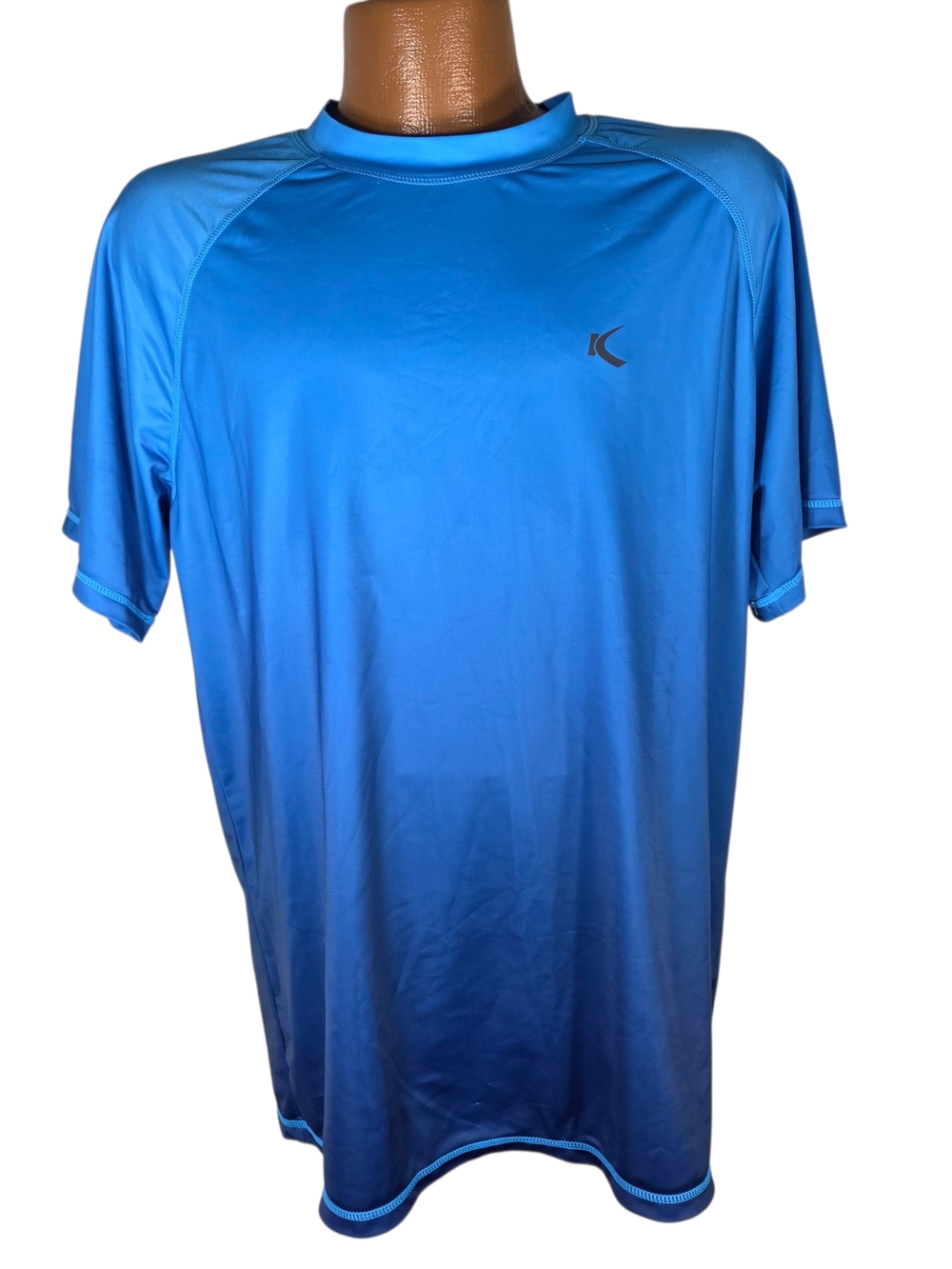 K-Swiss Men's Sky to Navy Gradient Short Sleeve Athletic Tee